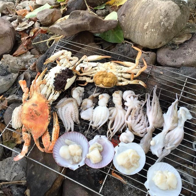 ăn gì ở Hòn Móng Tay