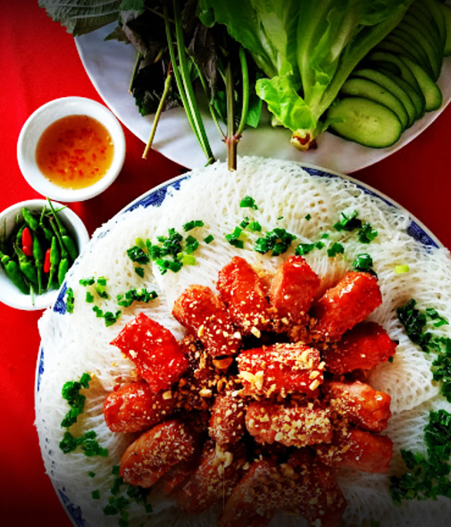 Bánh hỏi heo quay Cần Thơ