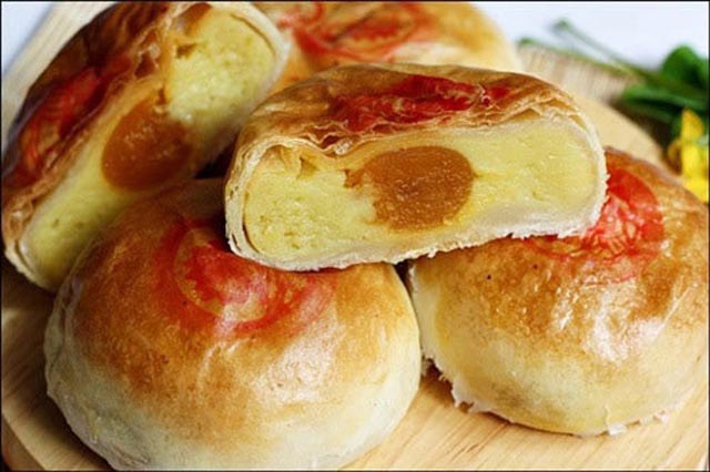 Bánh Pía đặc sản trứ danh Sóc Trăng