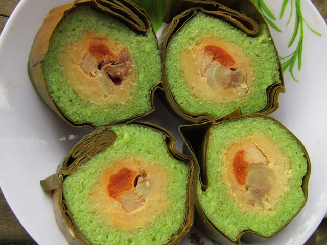 Bánh tét Trà Cuôn