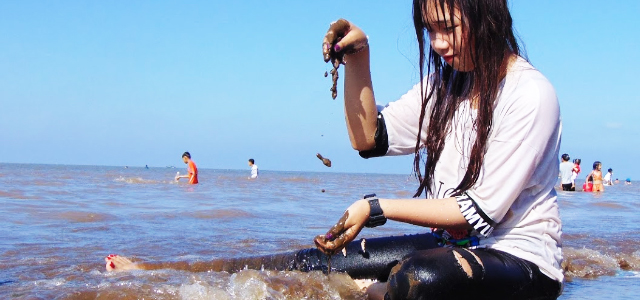 Gần quán cua Ngọc Hiệp Bình Đại Bến Tre còn địa điểm nào đi chơi ?