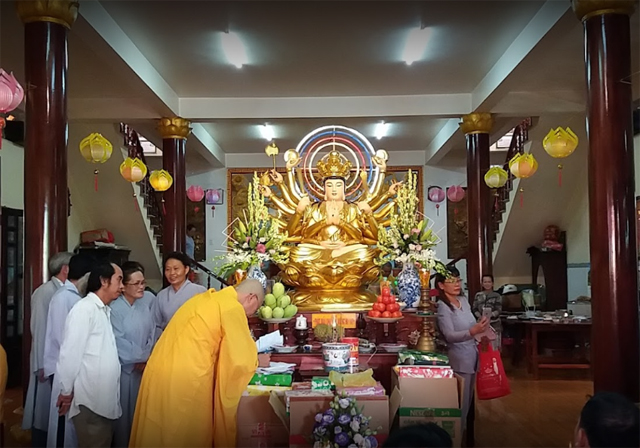 Chánh điện Bửu Lâm Tiền Giang