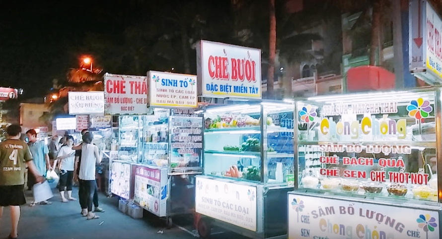 Chợ đêm Tây Đô