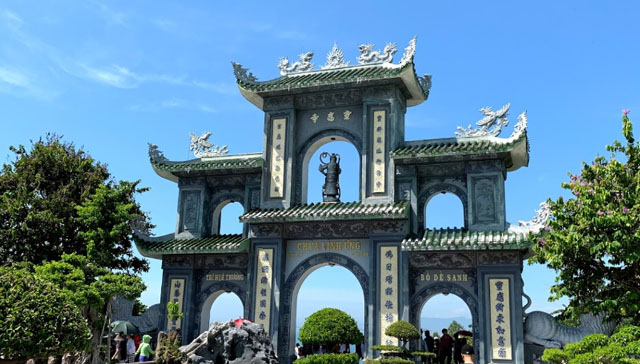 Chùa Linh Ứng ở đâu