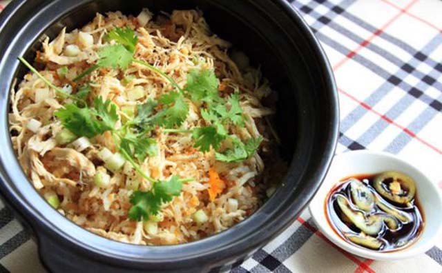Cơm gà cá mặn món ngon Long Khánh, Đồng Nai