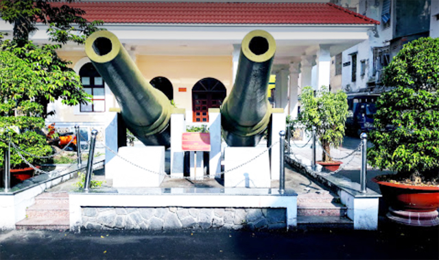 Đại bác bảo tàng Khu 9 Cần Thơ