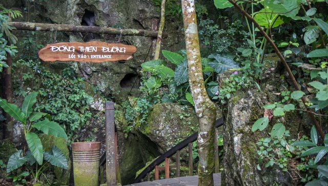 Động Thiên Đường có gì