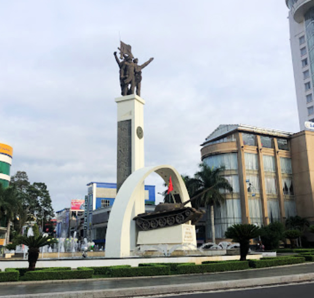 Giới thiệu thuyết minh về ý nghĩa lịch sử tượng đài chiến thắng Buôn Ma Thuột