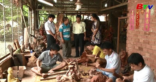 Làng nghề chạm khắc gỗ ở Thủ Dầu Một