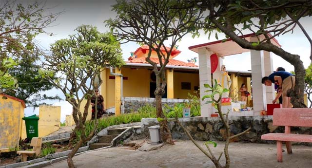 Miếu Hòn Bà - Khám phá bí ẩn Miếu Hòn Bà, Vũng Tàu