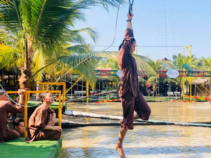 Trò chơi đu dây tại Lung Cột Cầu