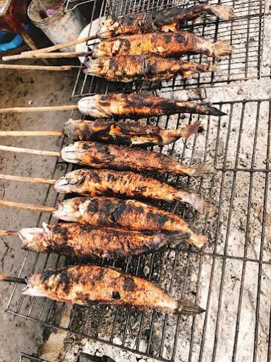 Cá lóc nướng trui đặc sản Cần Thơ