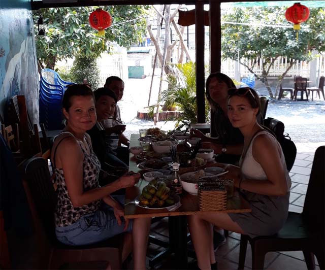 Nam Cát Tiên Homestay