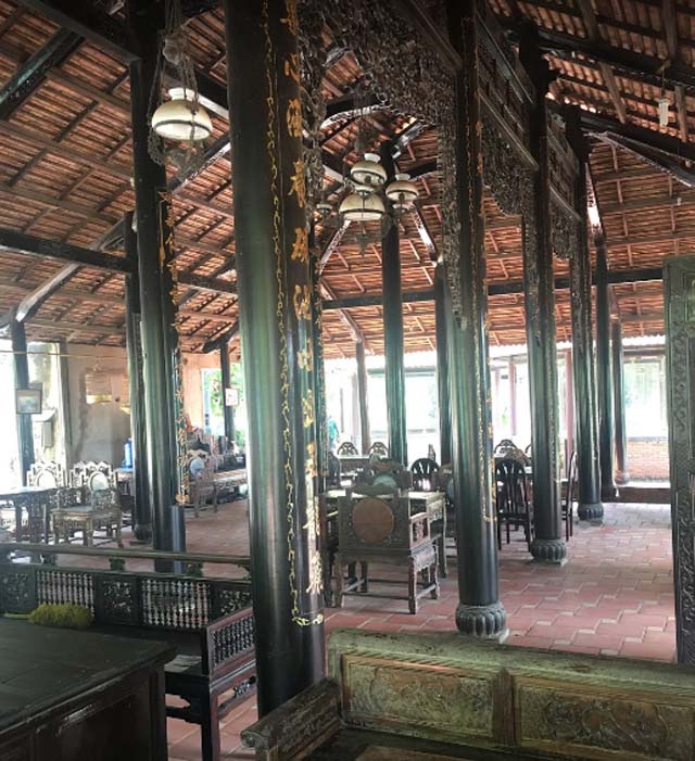 Nhà cổ Miền Tây