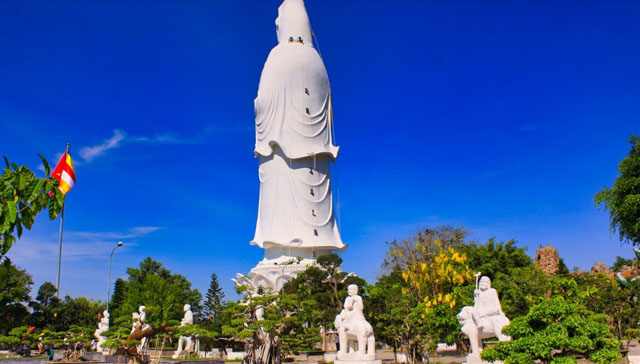 Review Chùa Linh Ứng