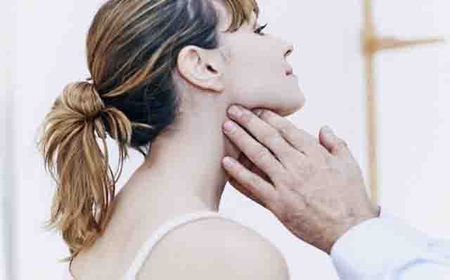 Sưng nướu răng và nổi hạch