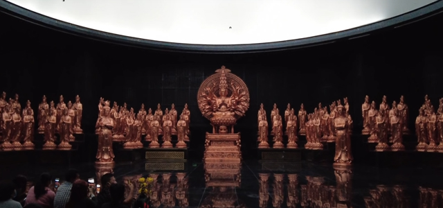Tầng 1 khối đế chân tường
