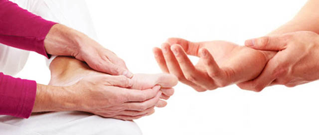 Bệnh tê tay chân và cách điều trị