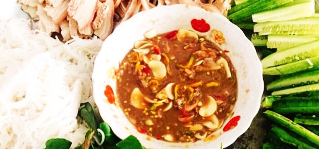 Thành phẩm mắm chua thịt luộc