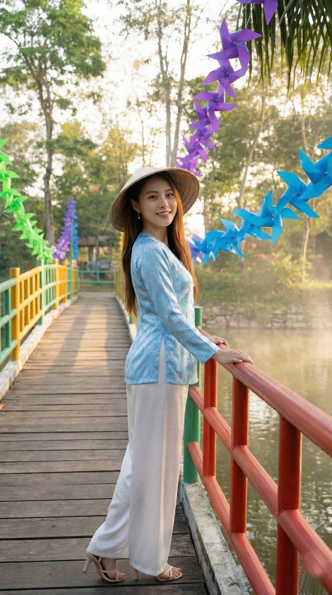 Check-in cầu gỗ chong chóng