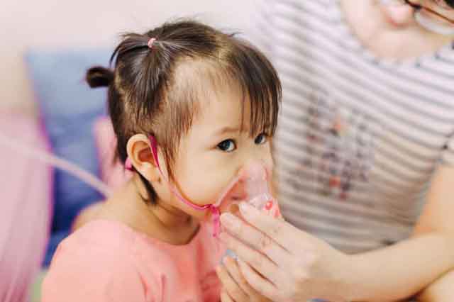 Trẻ bị viêm đường hô hấp trên nên ăn gì