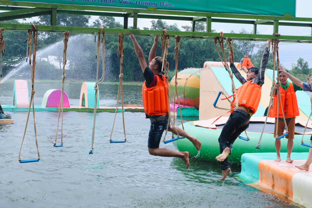 Trò chơi vận động Bò Cạp Vàng