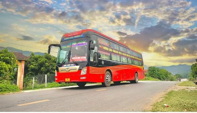 Xe Đức Việt từ Sơn La đi Bắc Giang
