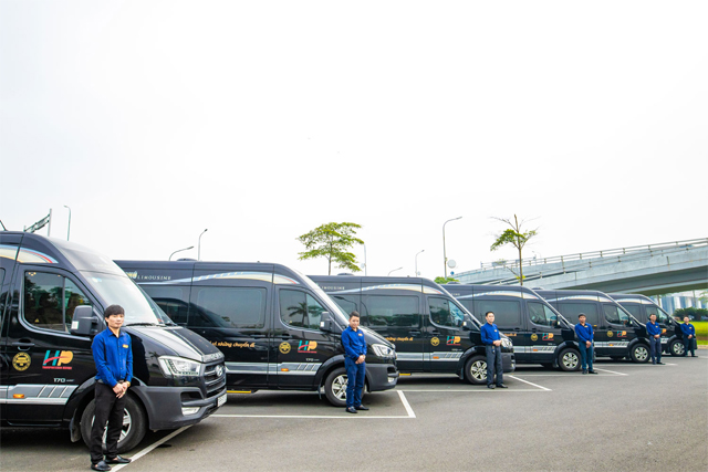 Xe Hoàng Phú từ Hà Nội đi Quảng Ninh (Tuần Châu, Hạ Long, Bãi Cháy, Hòn Gai, Cẩm Phả, Cửa Ông) Xe Hoàng Phú từ Hà Nội đi Quảng Ninh (Tuần Châu, Hạ Long, Bãi Cháy, Hòn Gai, Cẩm Phả, Cửa Ông)